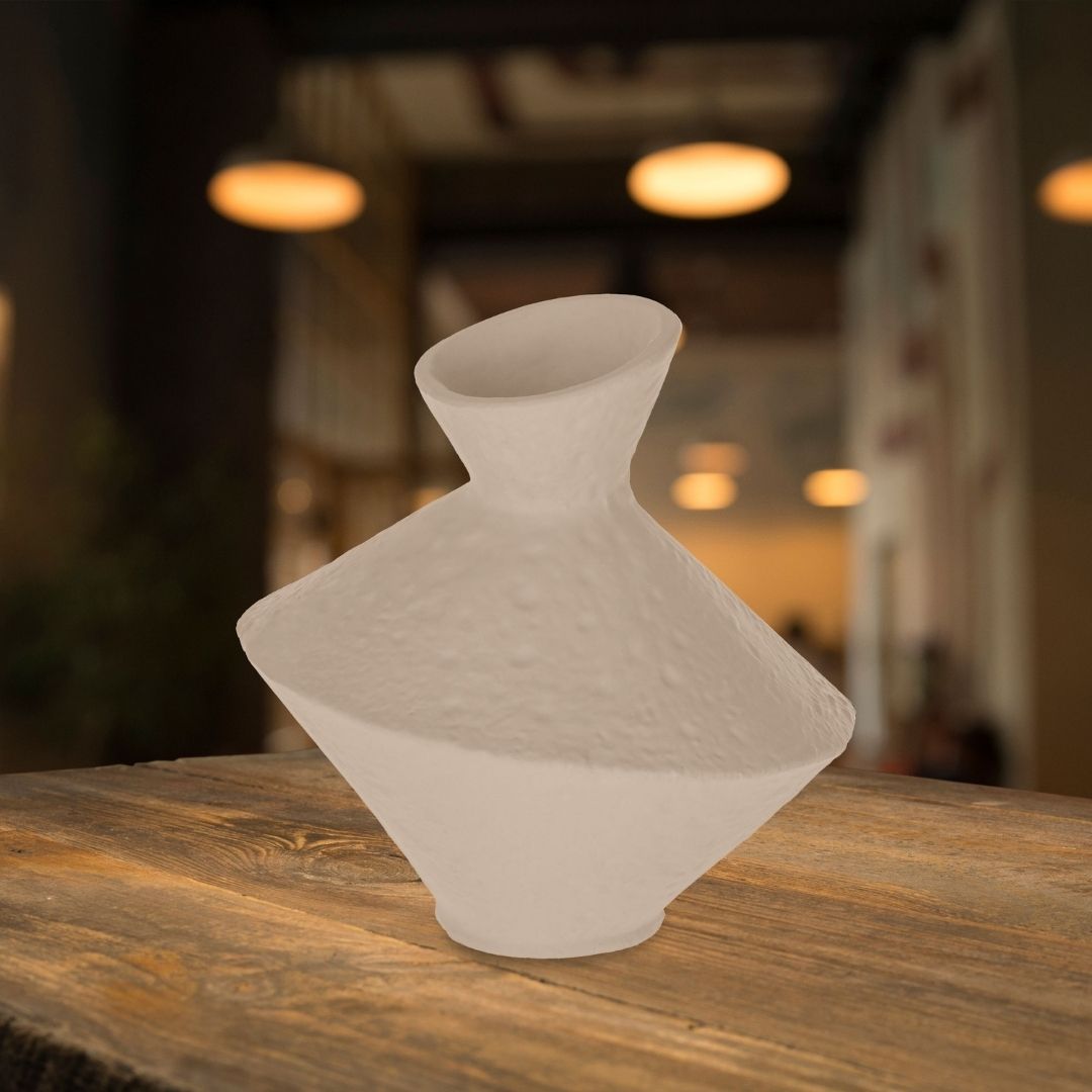 Cream Vase 160 x 150mm