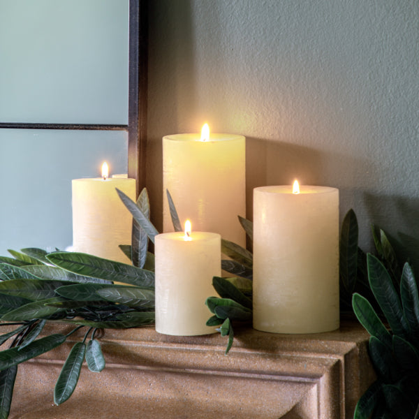PILLAR CANDLE LARGE IVORY