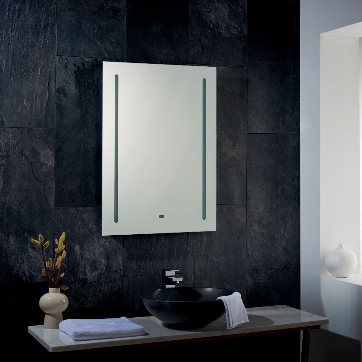 Nero Shaver Mirror IP44