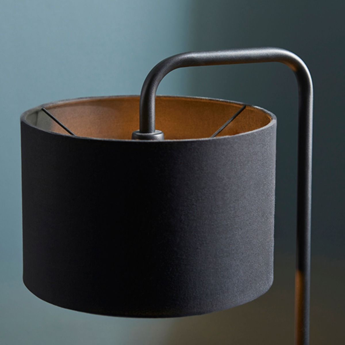 Nahia Table Lamp Black