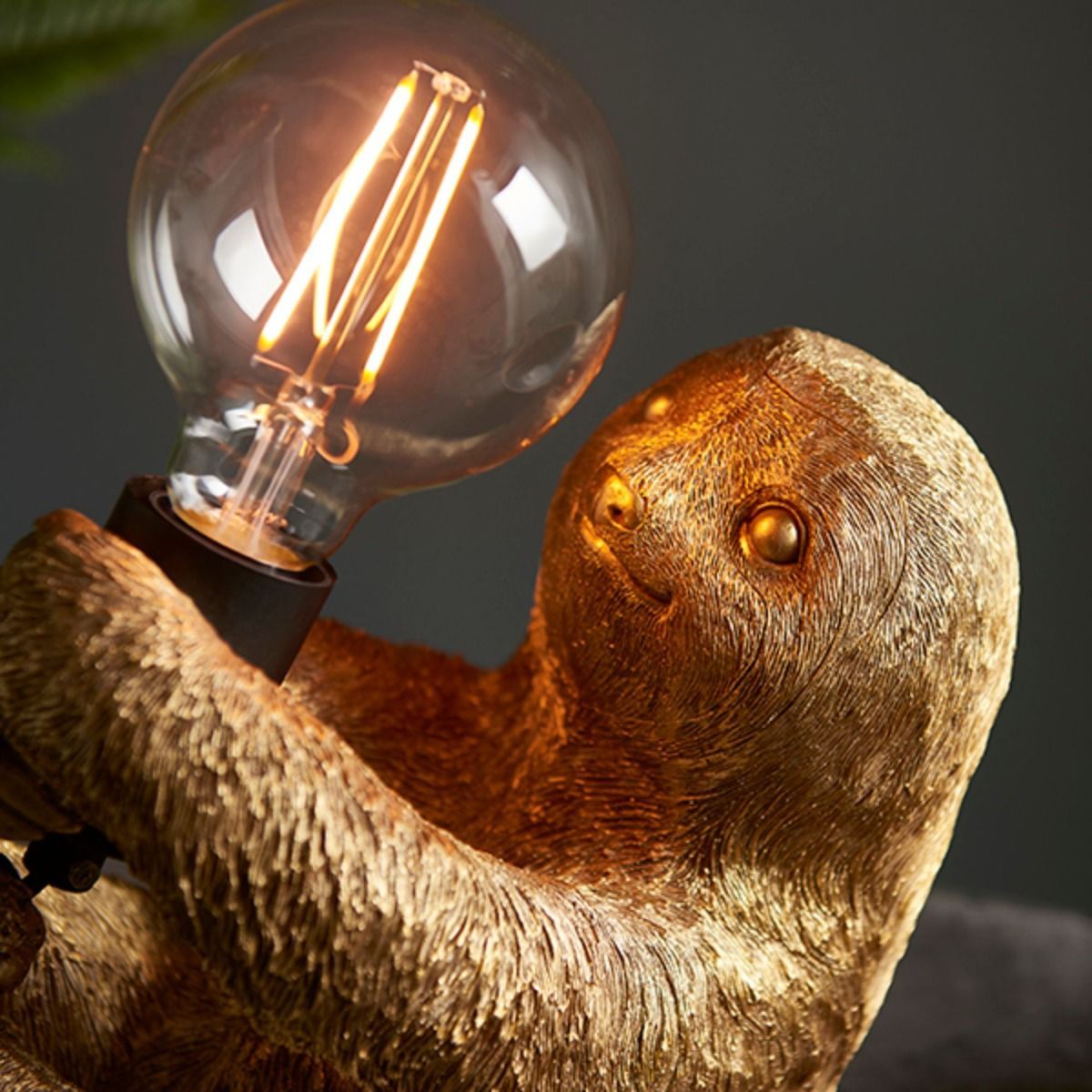 Snooze Vintage Gold Table Lamp
