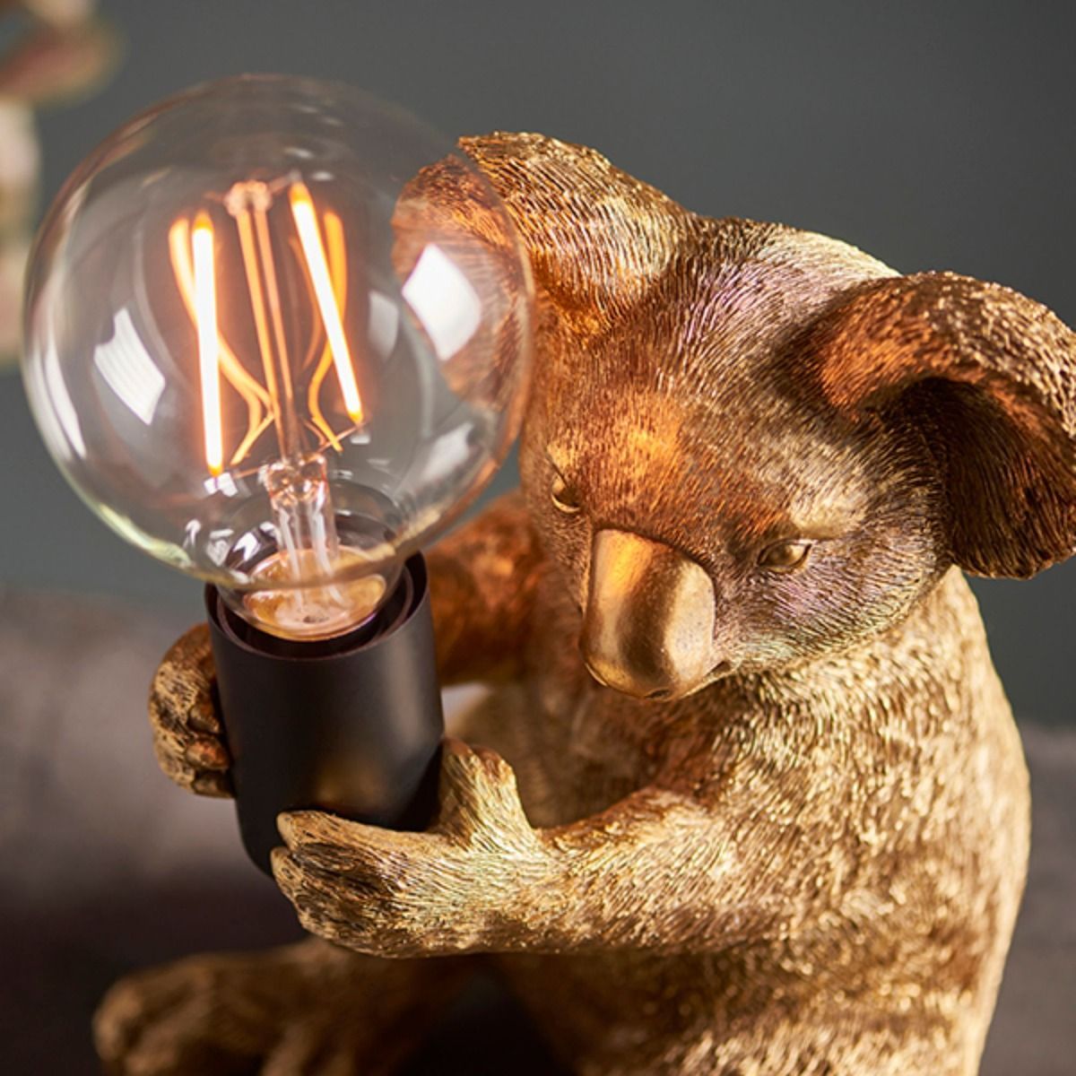 Wiggles Vintage Gold Table Lamp