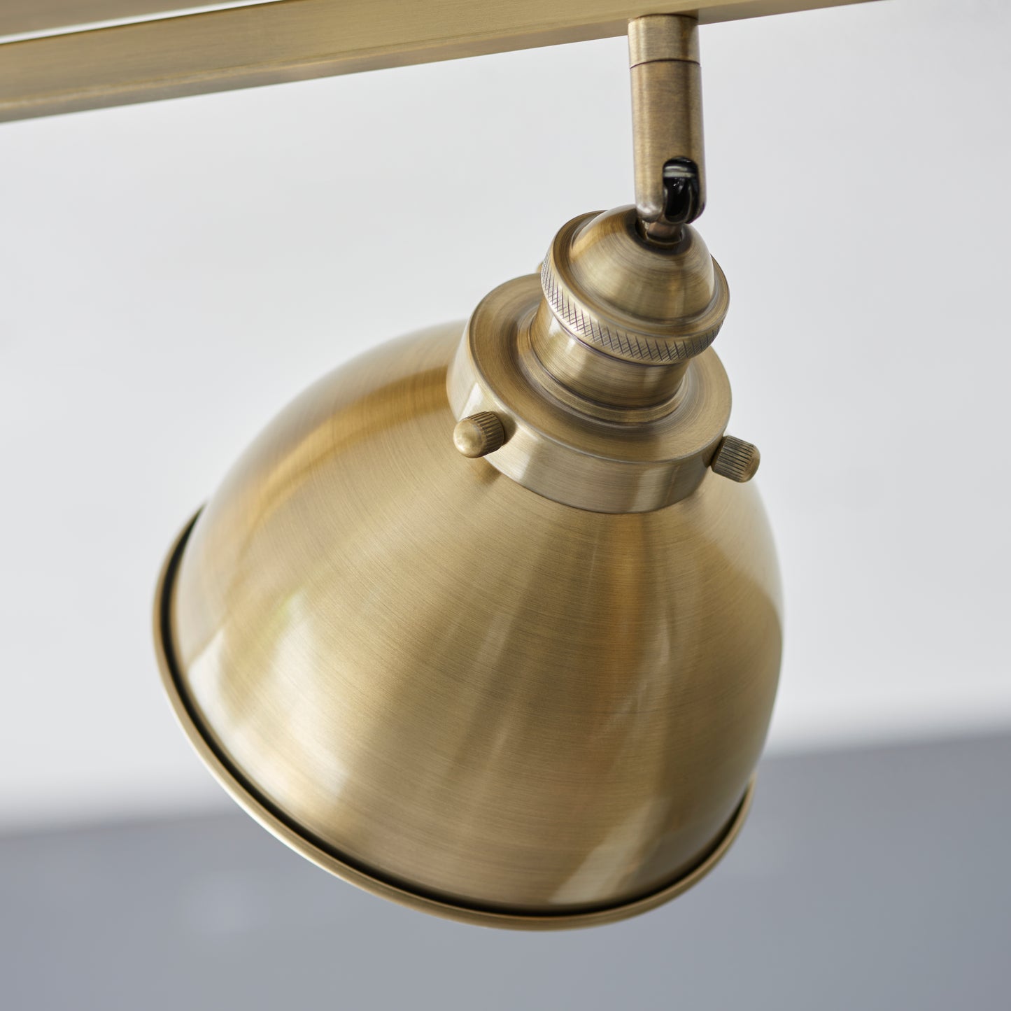 Wyatt 3 Spotlight Ceiling Bar