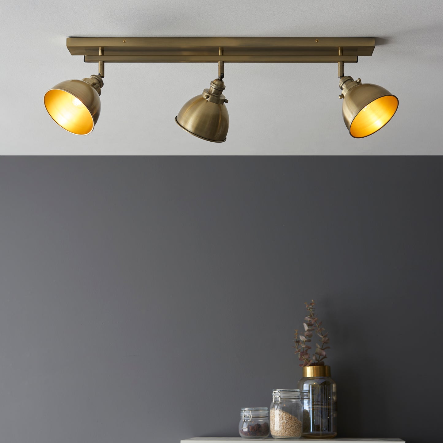 Wyatt 3 Spotlight Ceiling Bar