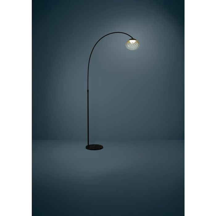 Pantoja Black LED Floor Lamp