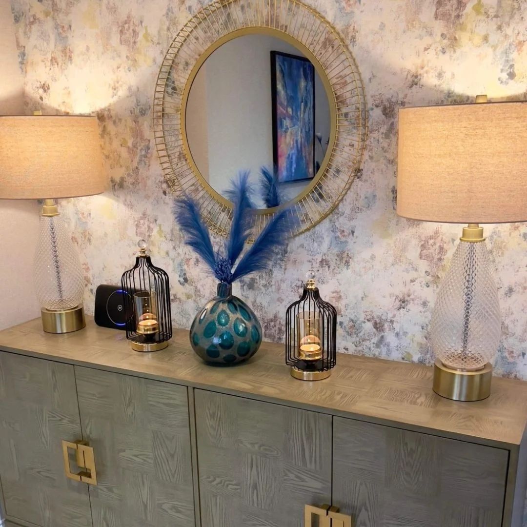 Virginia Antique Brass & Textured Glass Table Lamp