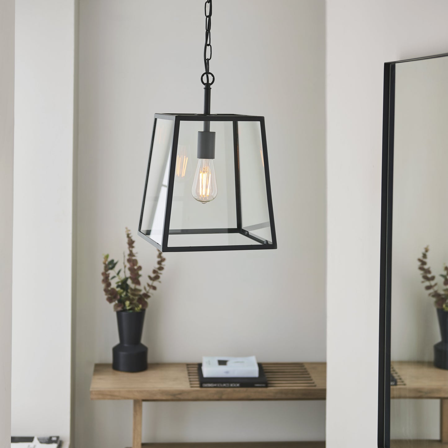 Hurst 1 Light Pendant Black