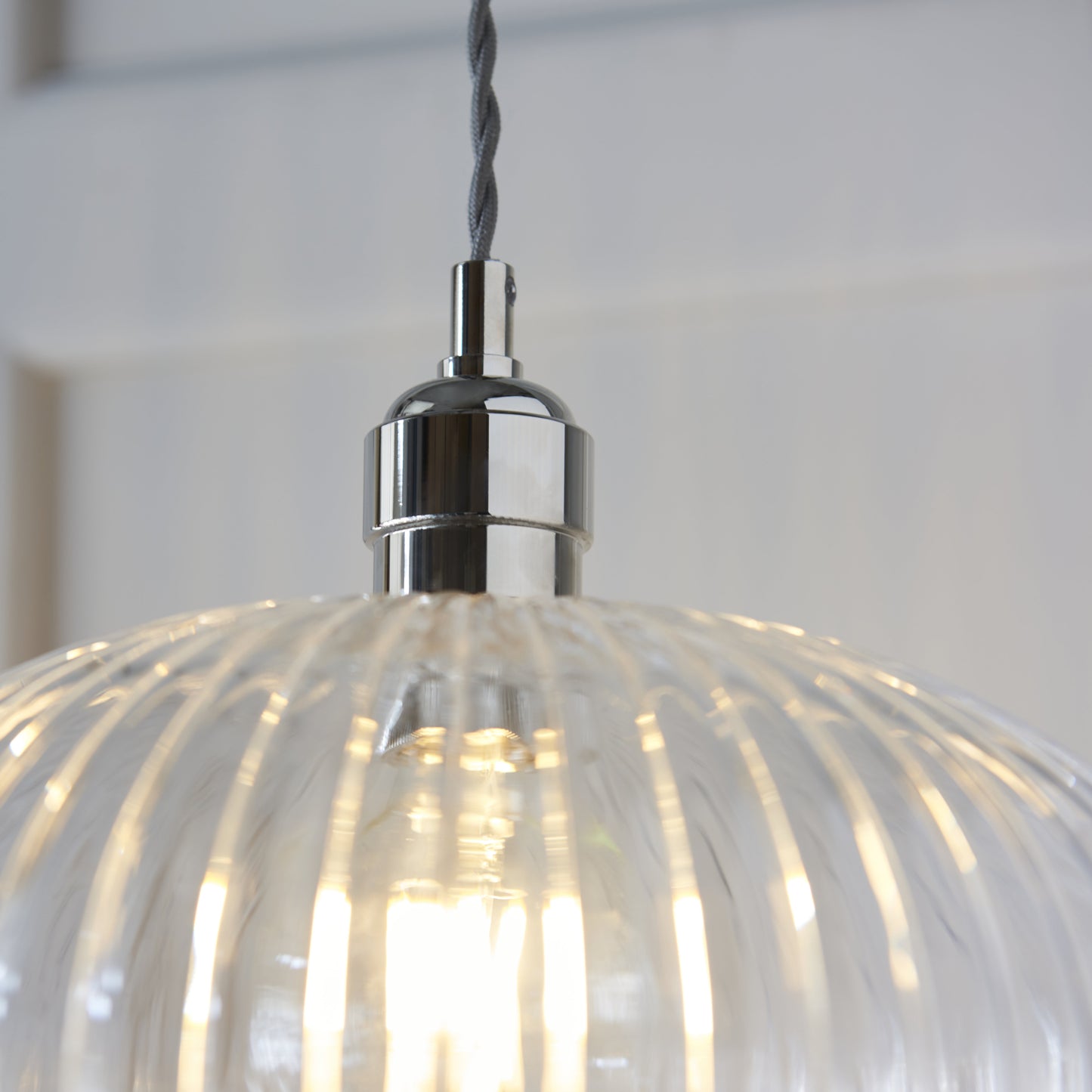 Ribbed Medium Pendant Bright Nickel