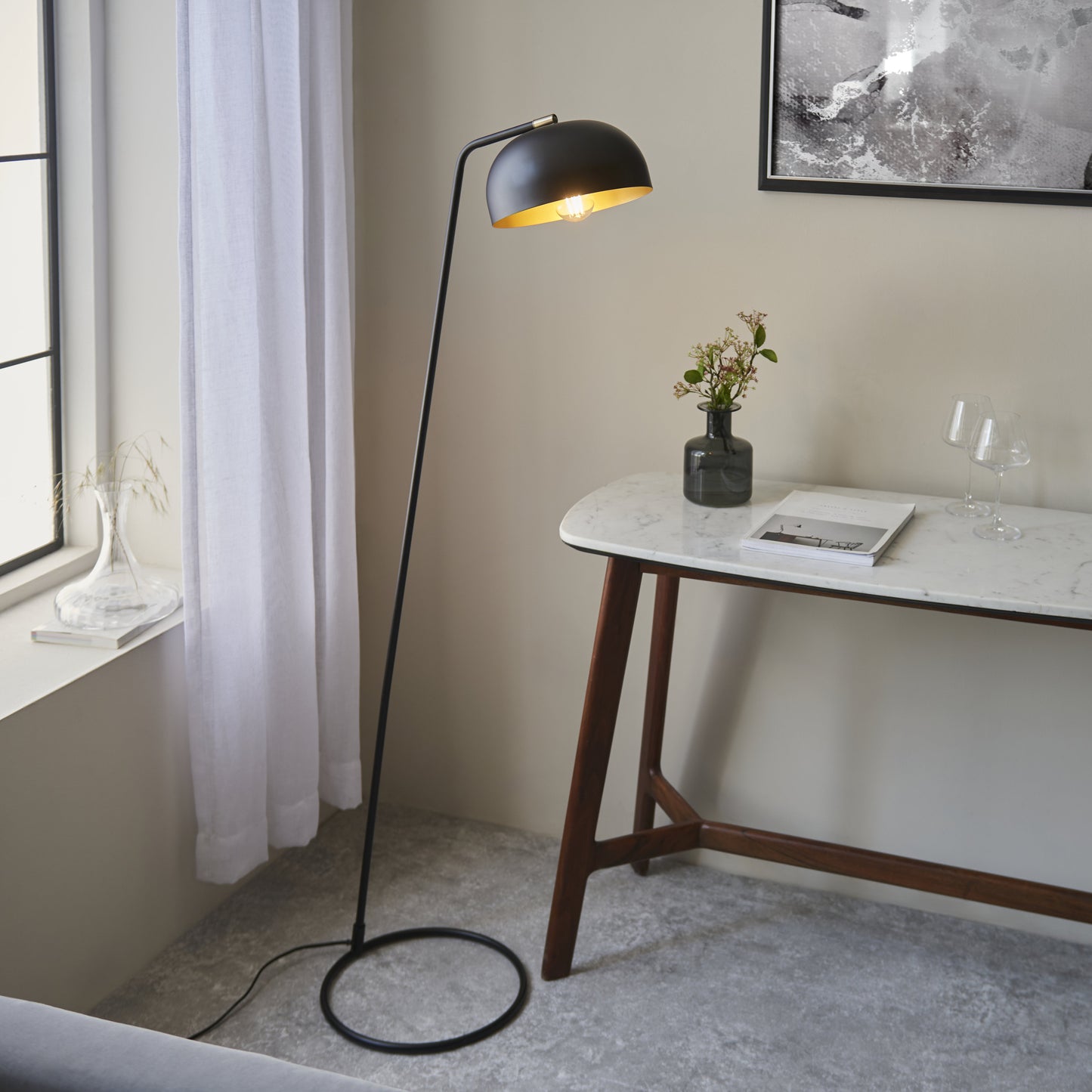 Brair Floor Lamp Black