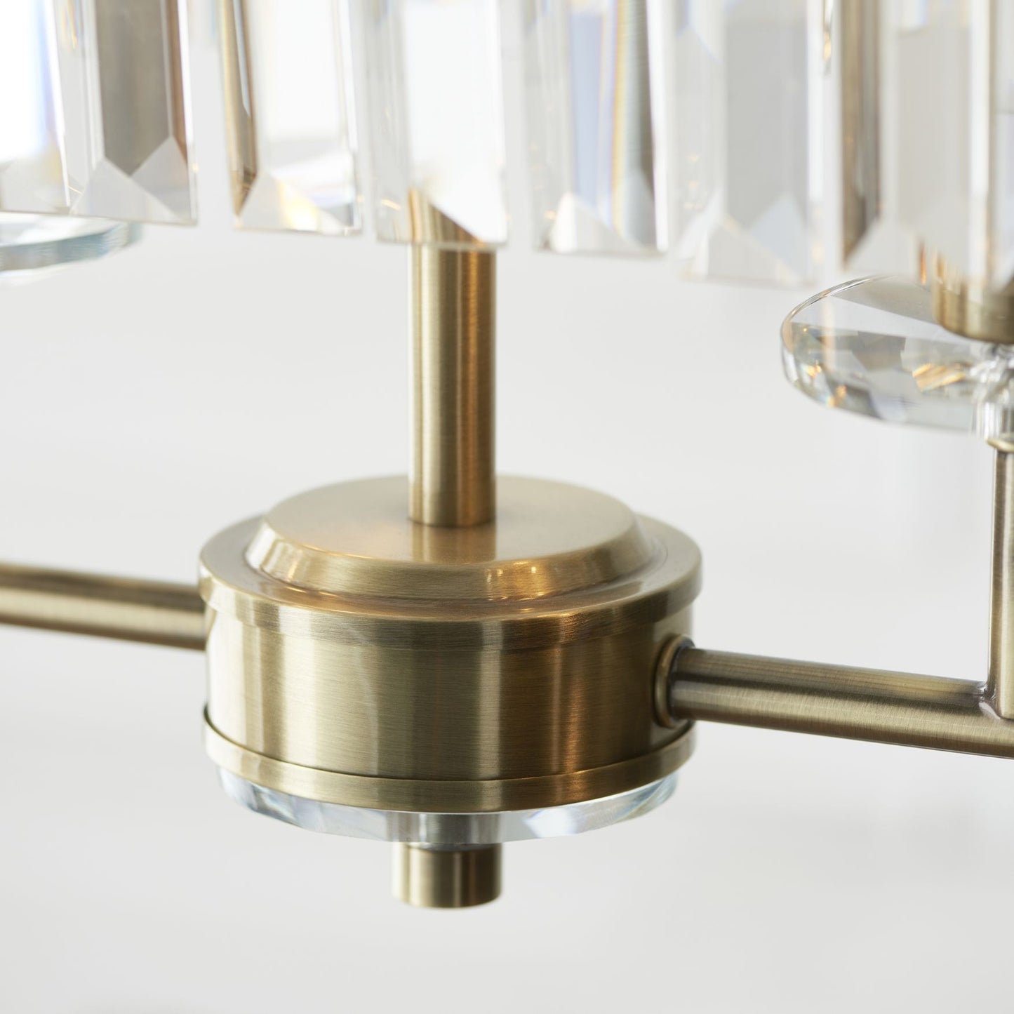 Chesterfield 4 Light Antique Brass & Crystal Pendant Bar