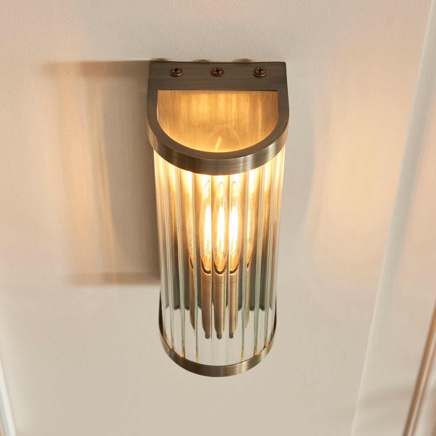 Ridgeton Single Wall Light Antique Brass