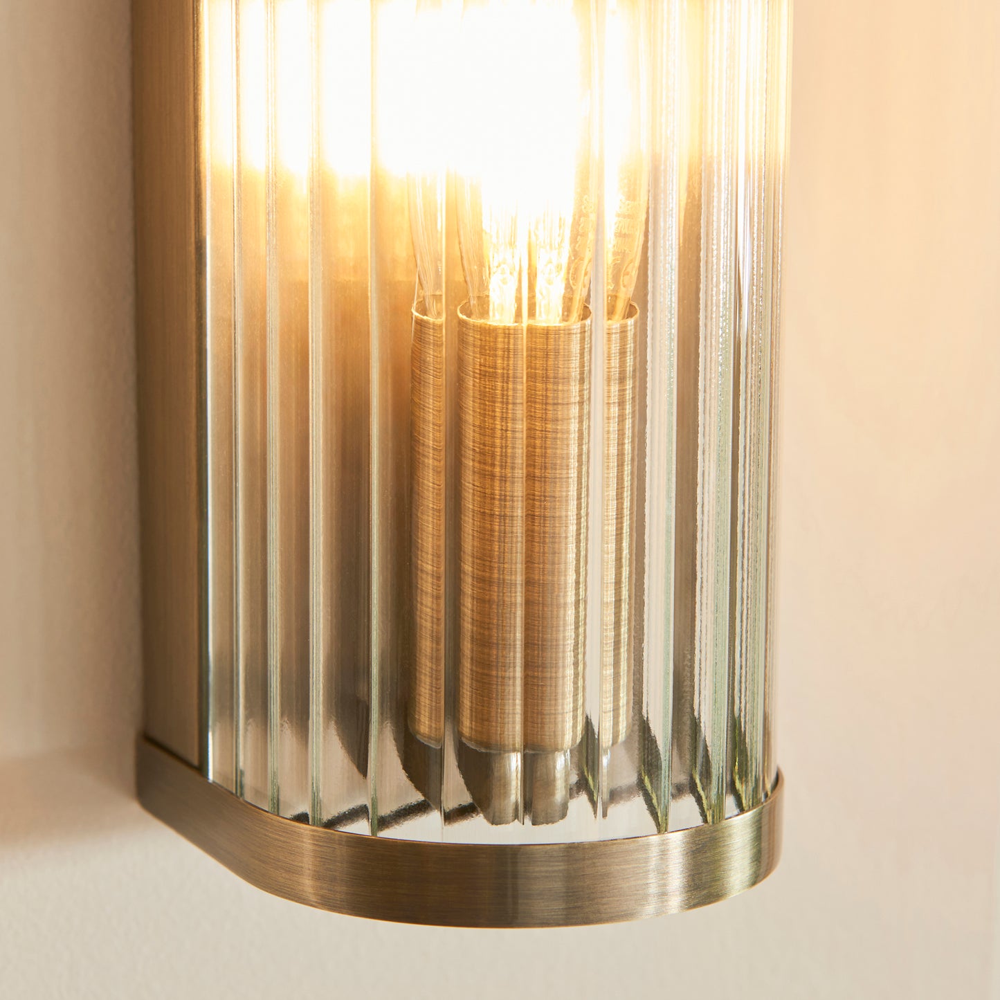 Ridgeton Single Wall Light Antique Brass