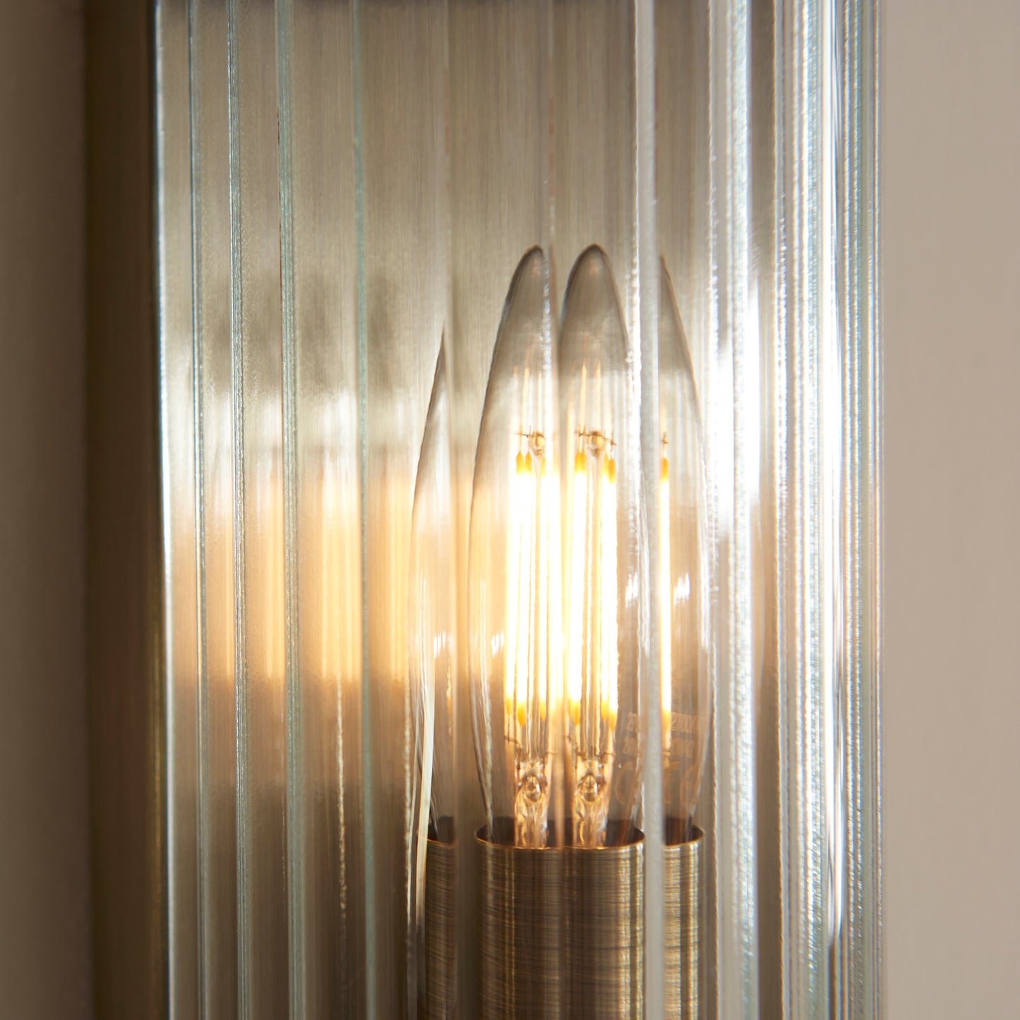 Ridgeton Single Wall Light Antique Brass