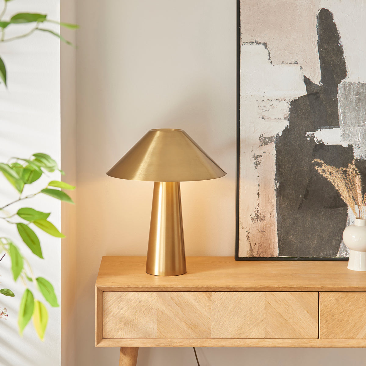 Isak Aged Brass Table Lamp