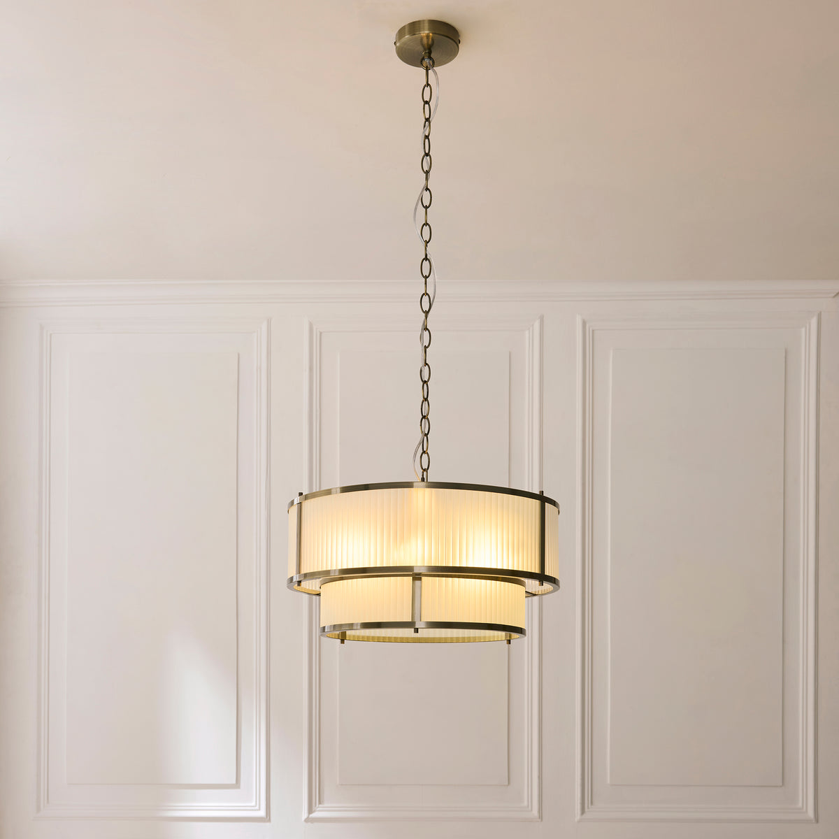 Ridgeton 5 Light Antique Brass & Frosted Glass Tiered Chandelier