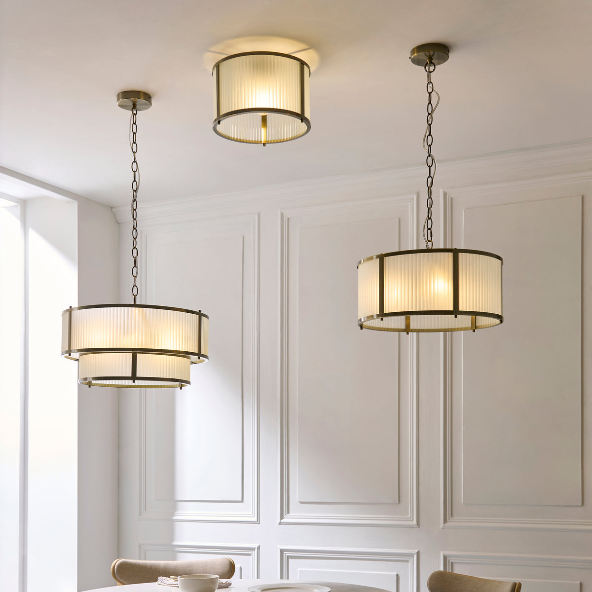 Ridgeton 5 Light Antique Brass & Frosted Glass Tiered Chandelier