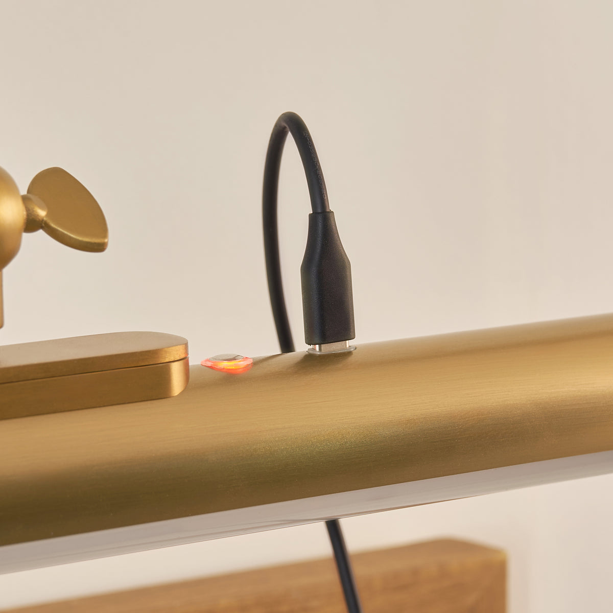 Kas Warm Brass Rechargeable Picture Light