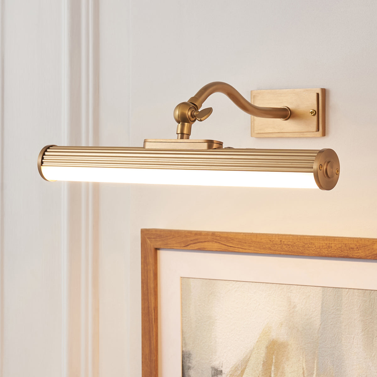 Kindos Warm Brass Rechargeable Picture Light