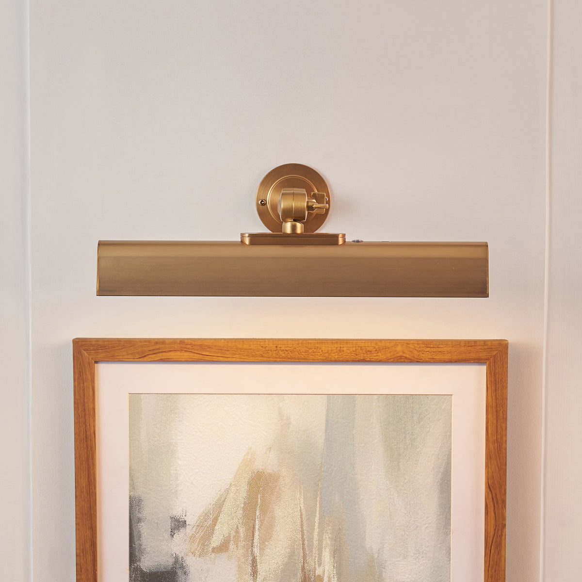 Dalyan Warm Brass Rechargeable Picture Light