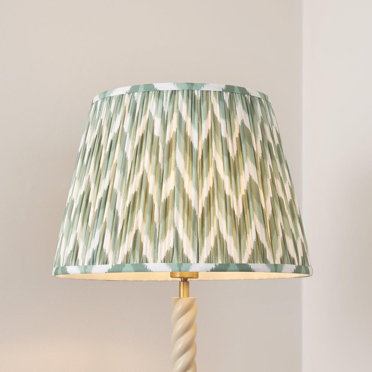 Twist Almond White Floor Lamp with Green Zigzag Shade