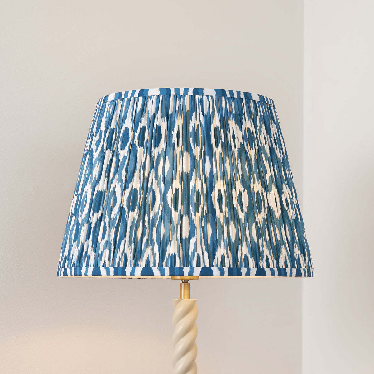 Twist Almond White Floor Lamp with Blue Ikat Shade