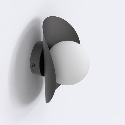 Fiero Wall Light Black & White