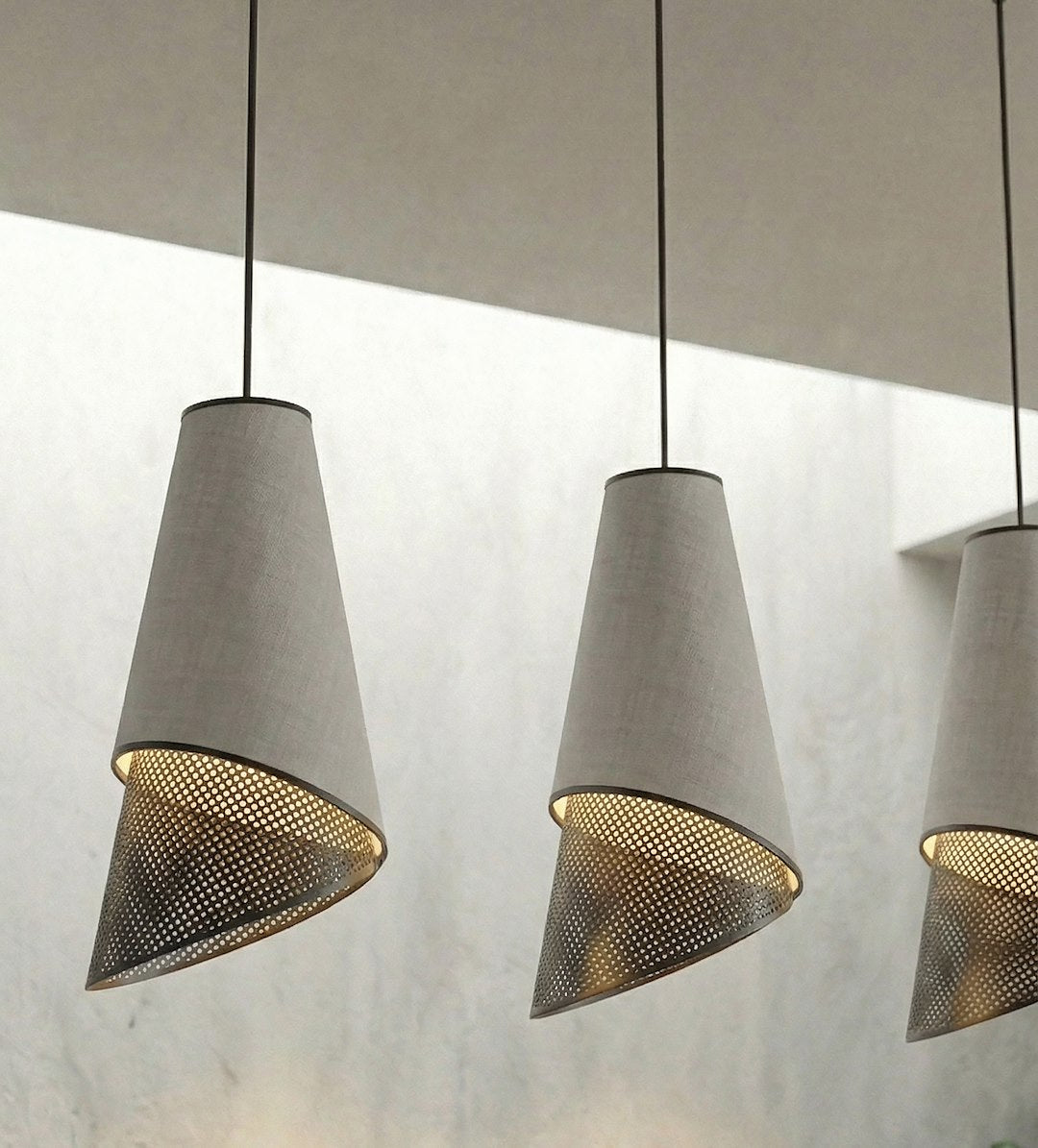 Moda 3 Light Pendant Black & Grey