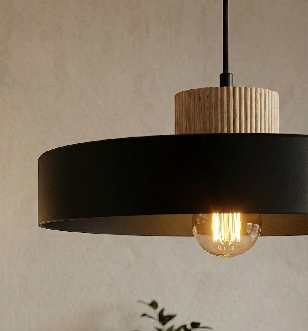 Kivi Large Pendant Black