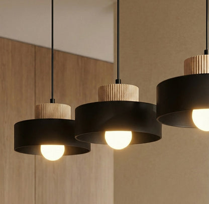 Kivi 3 Light Linear Pendant Black