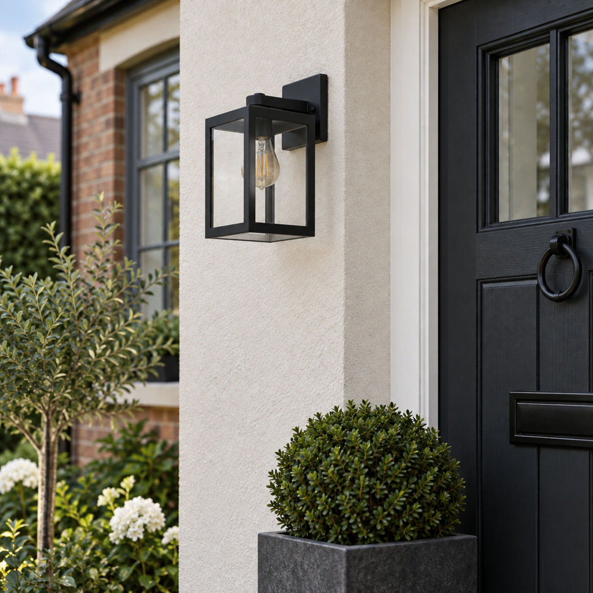 Olgiata-e Black Outdoor Wall Light