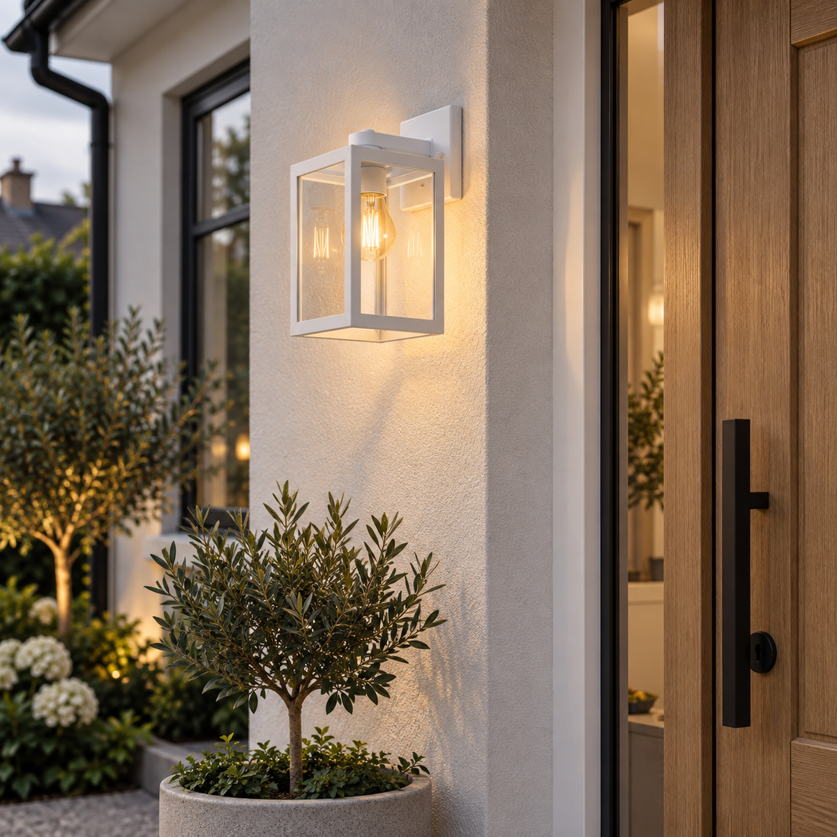 Olgiata-e White Outdoor Wall Light