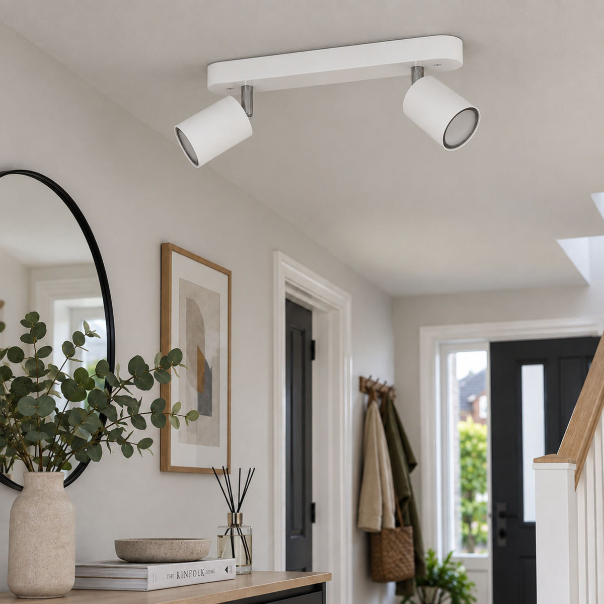 Reciso-e 2-Light White Spotlight Bar
