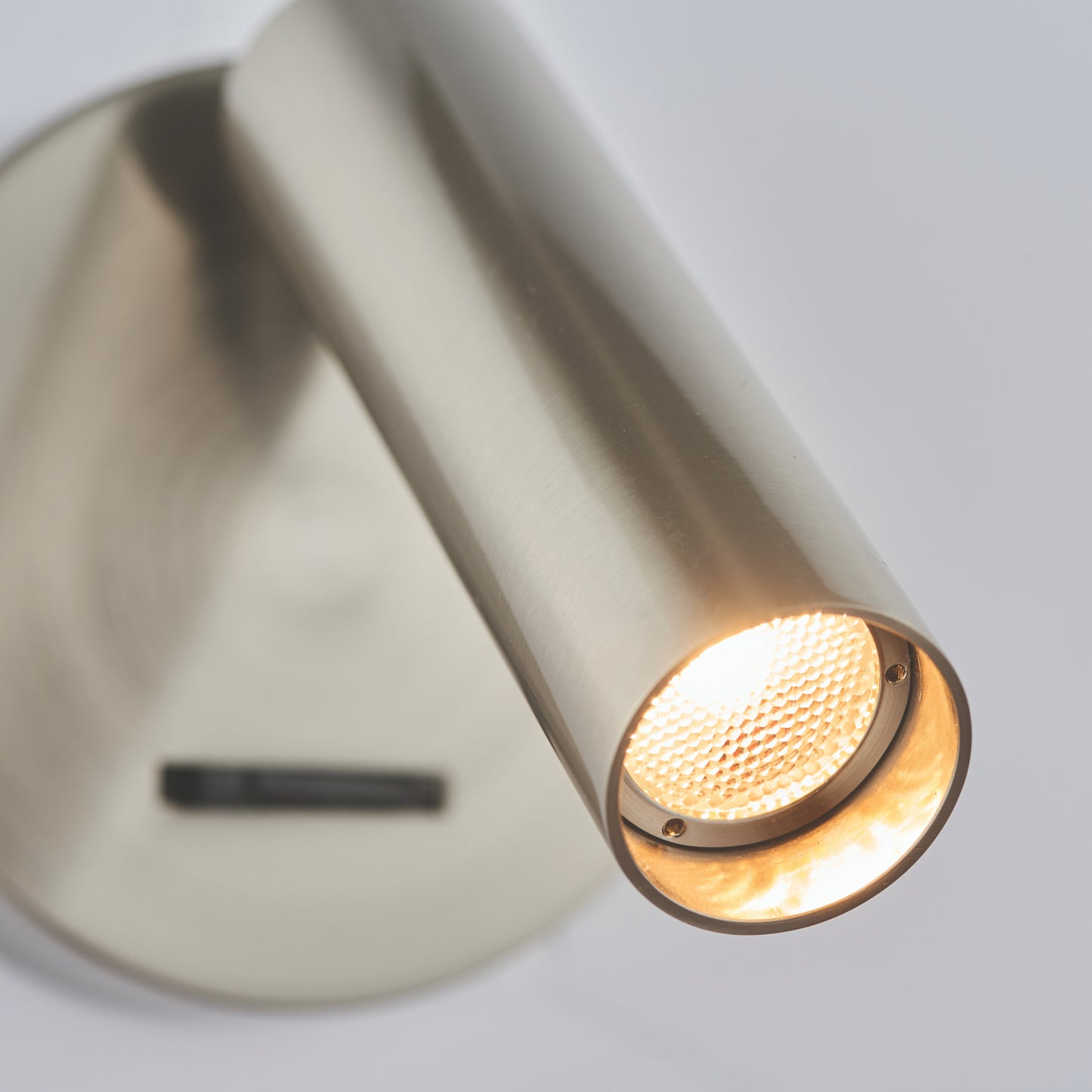Staten Wall Light Aluminium