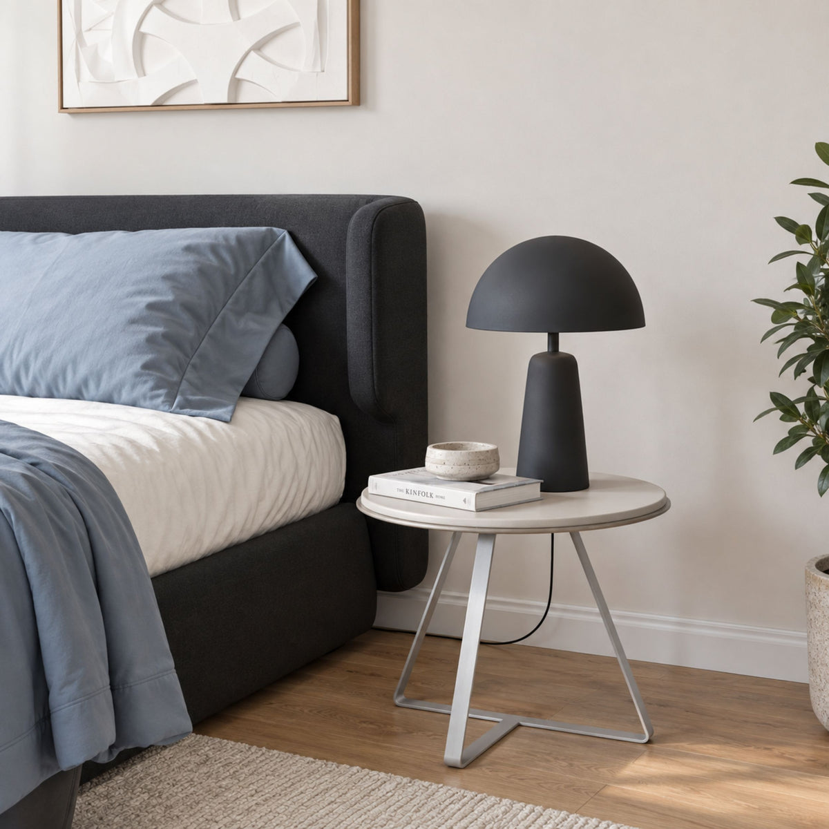 Aranzola Black Table Lamp