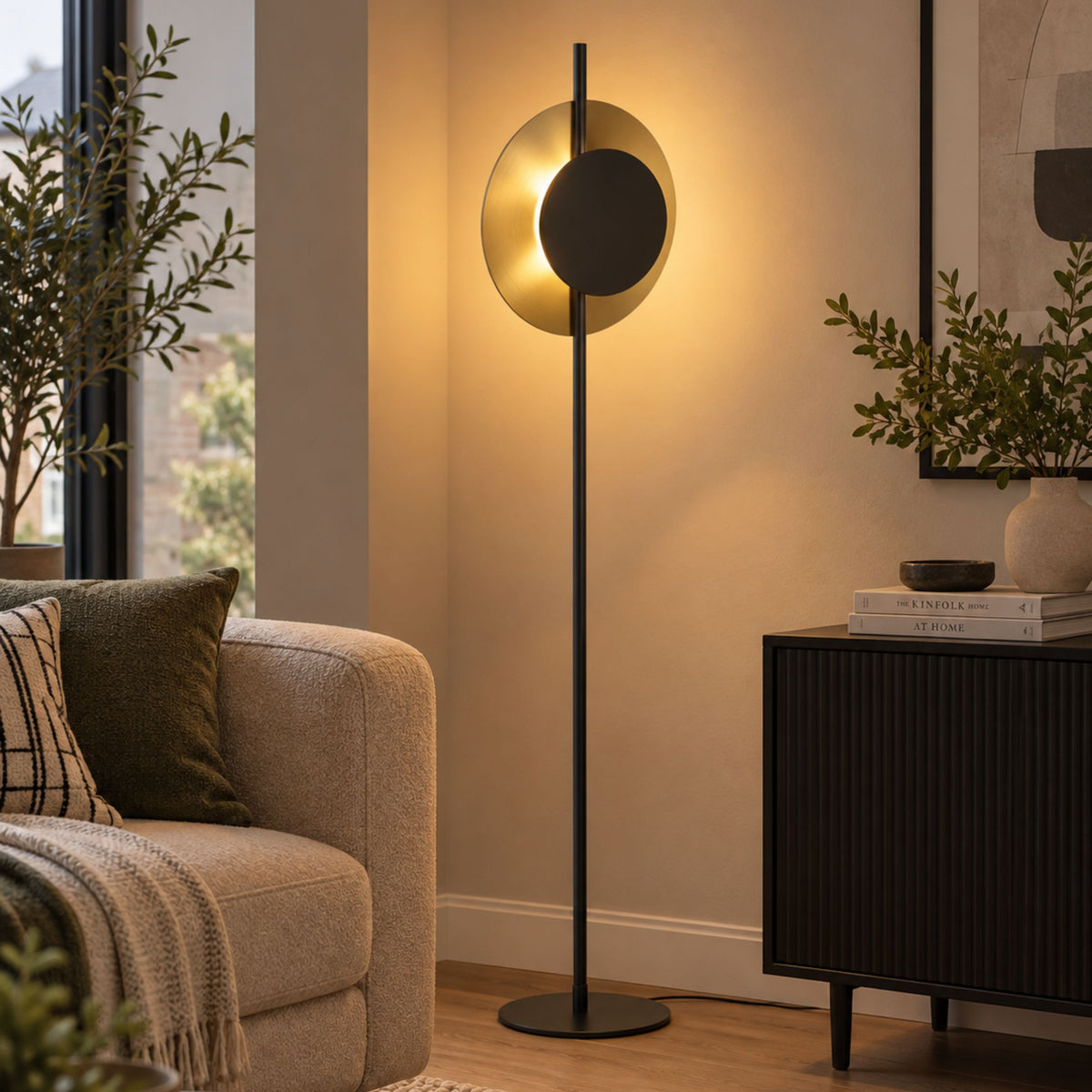 Tocina Black LED Floor Lamp