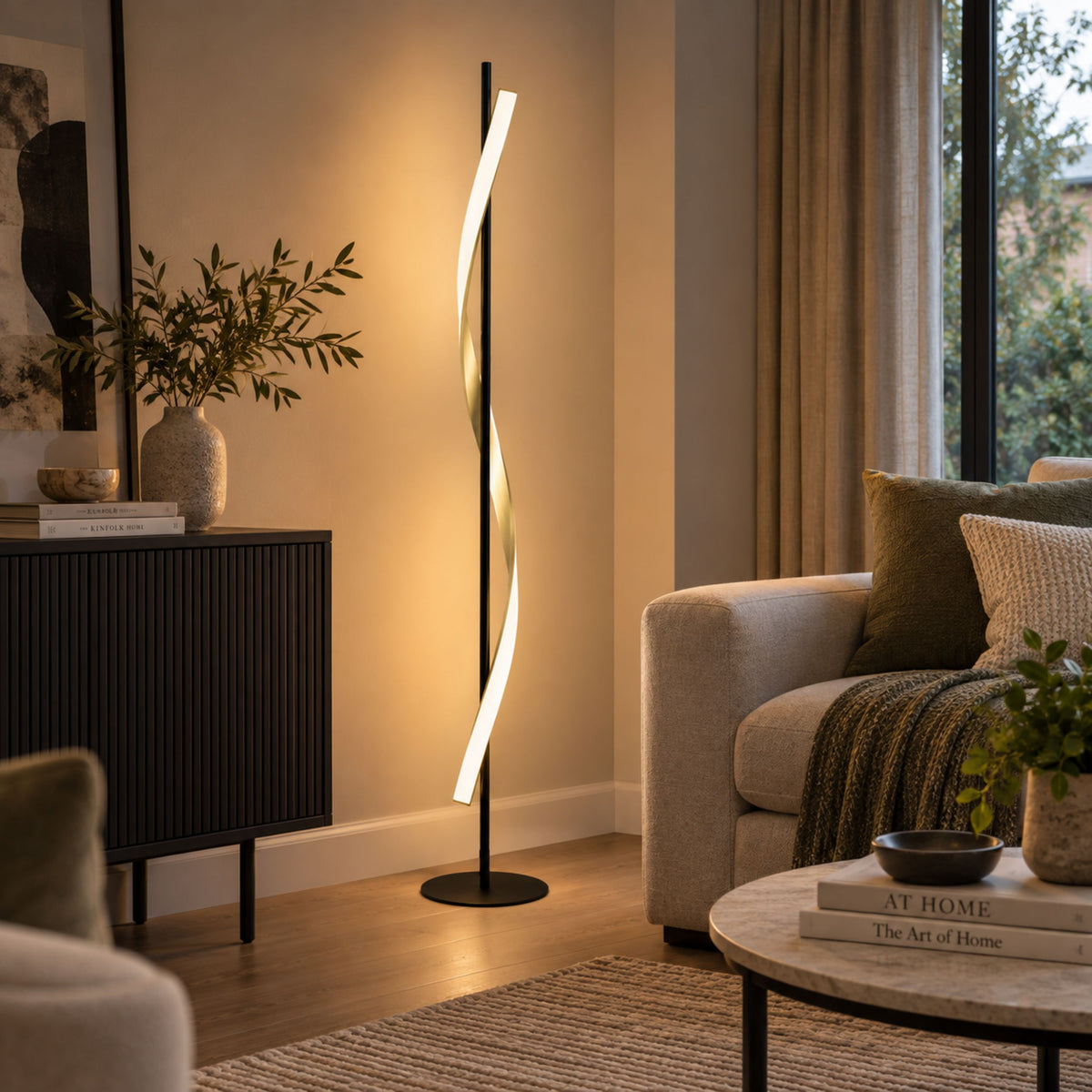 Conaprato Black LED Floor Lamp