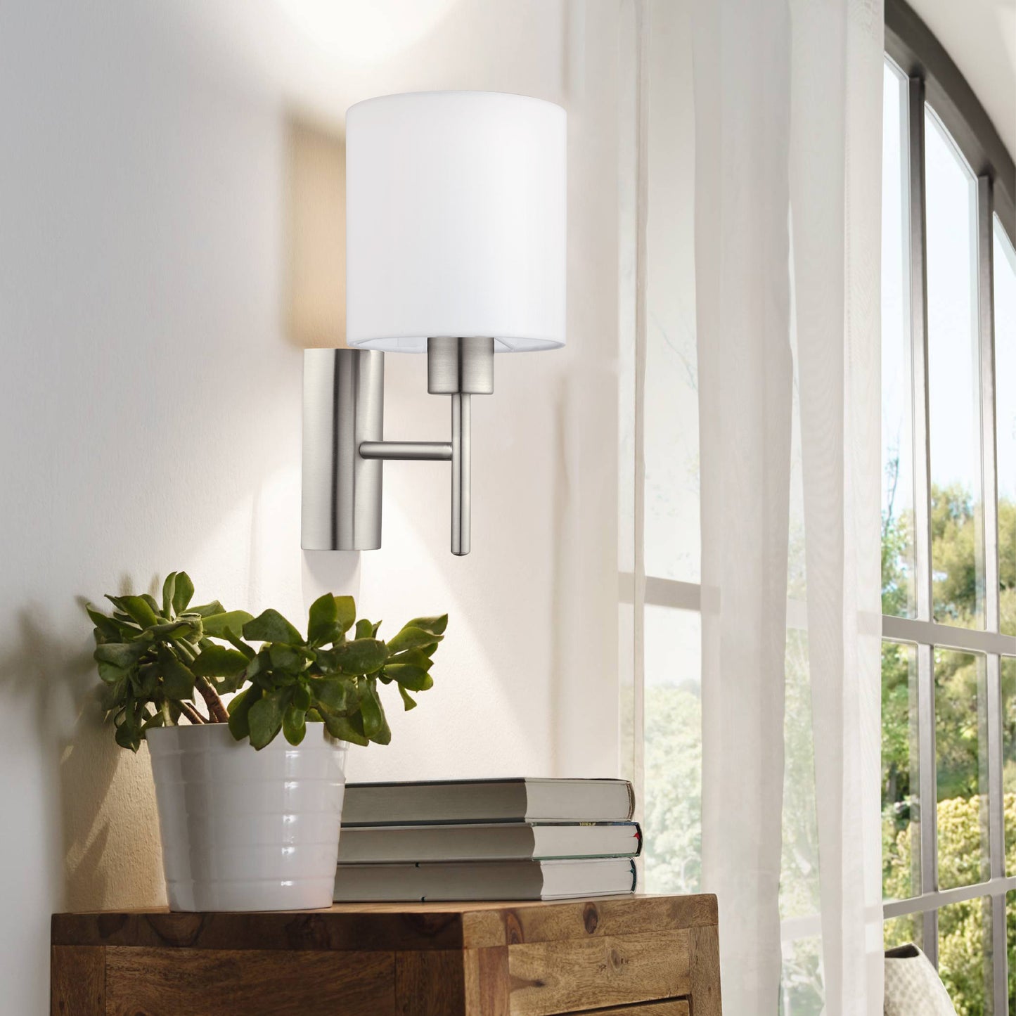 Pasteri White Wall Light
