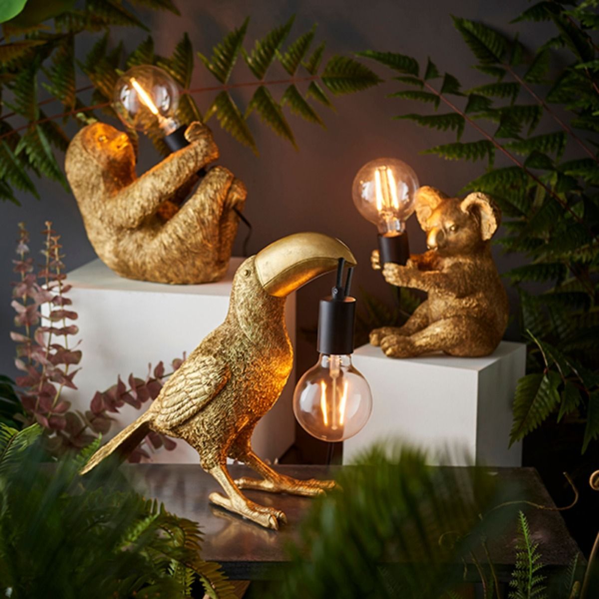 Toucan Vintage Gold Table Lamp