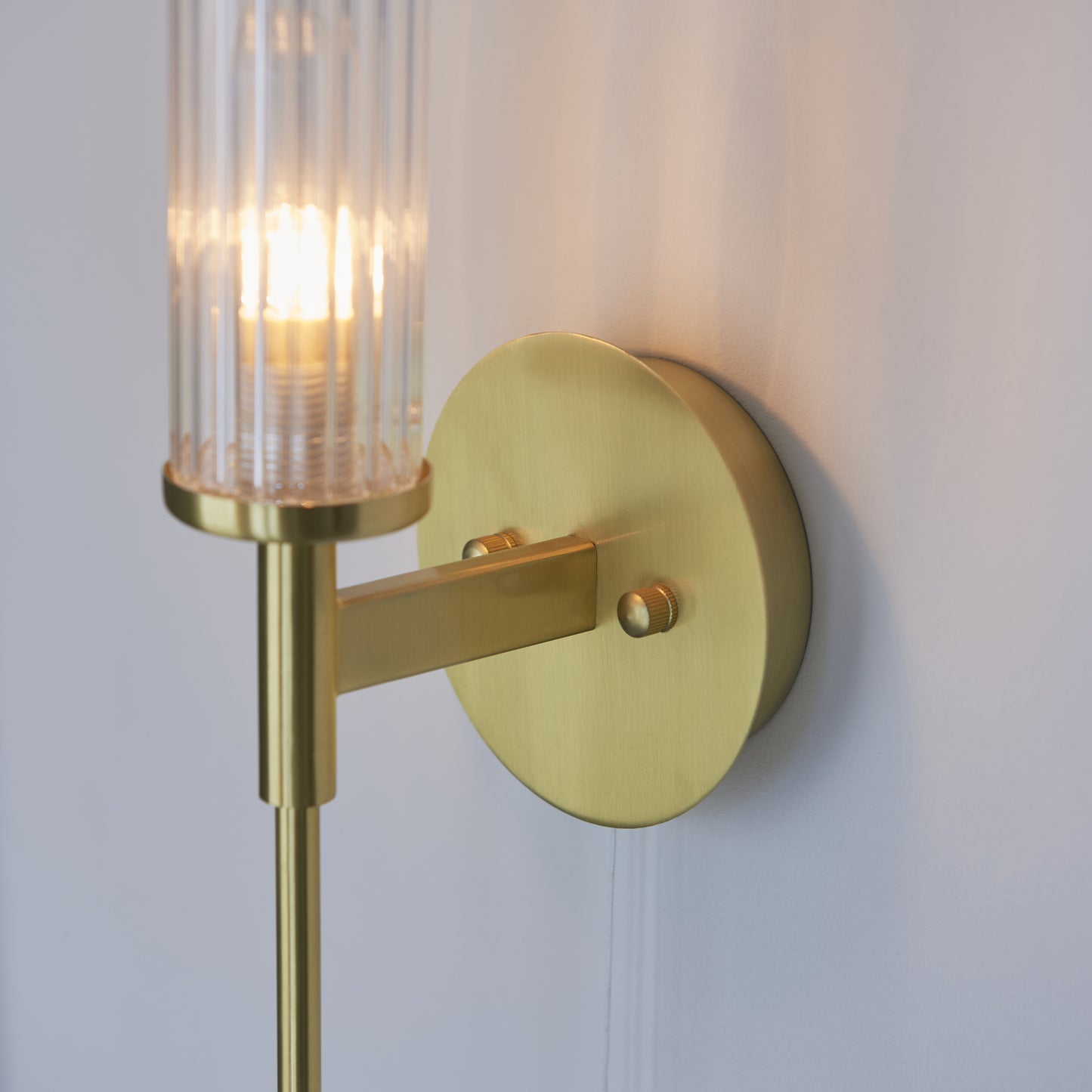 Talo Wall Light IP44 Satin Brass