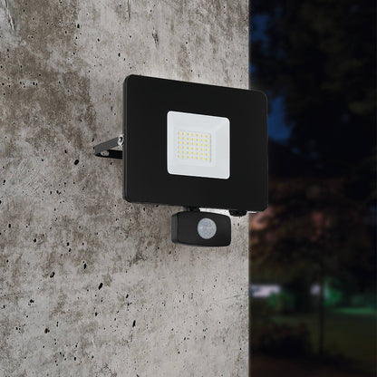 Faedo 3 30W PIR LED Daylight Floodlight IP44 Black