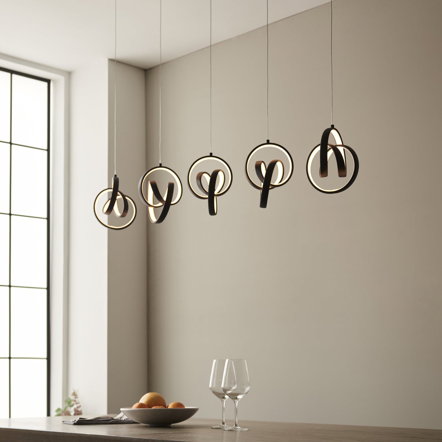 Cosma 5 Light Bar Pendant Black
