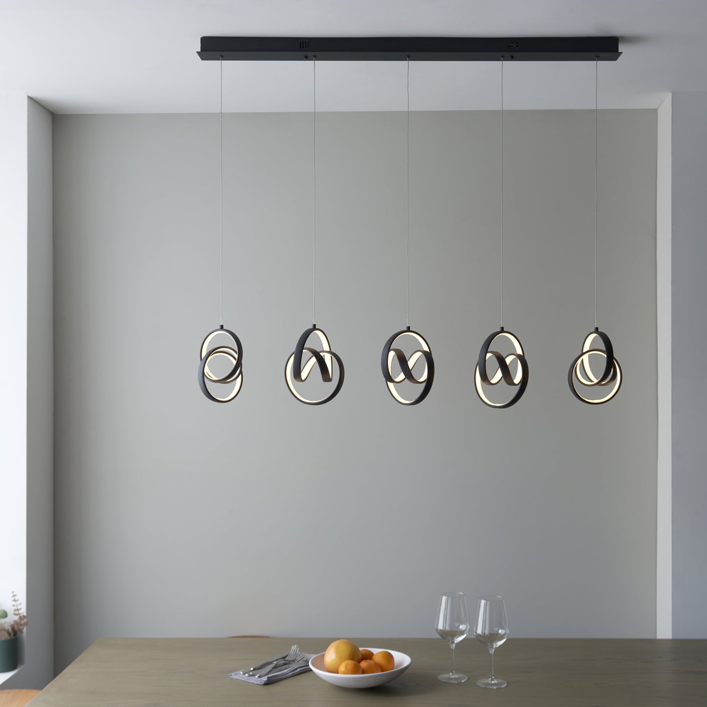 Cosma 5 Light Bar Pendant Black
