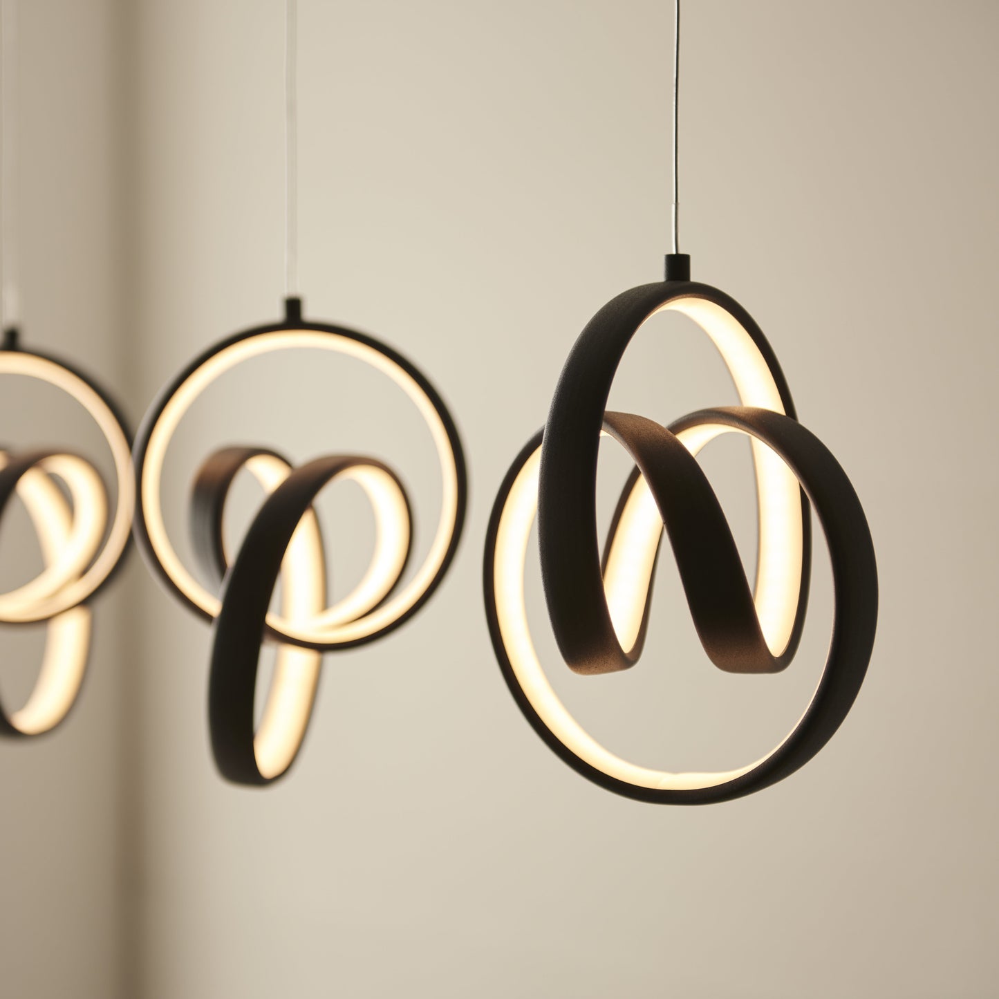Cosma 5 Light Bar Pendant Black