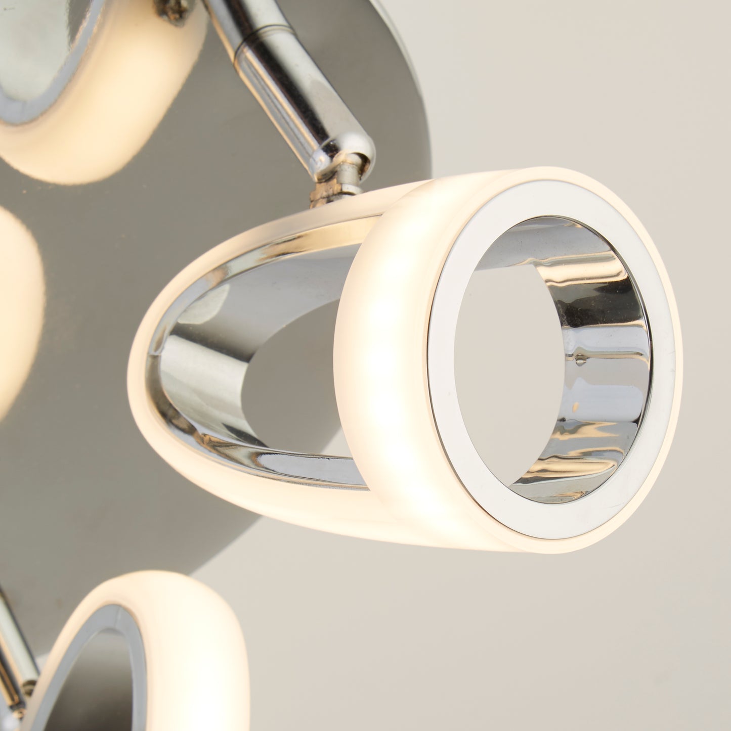 Baird Round LED Polished Chrome Spotlight Plate